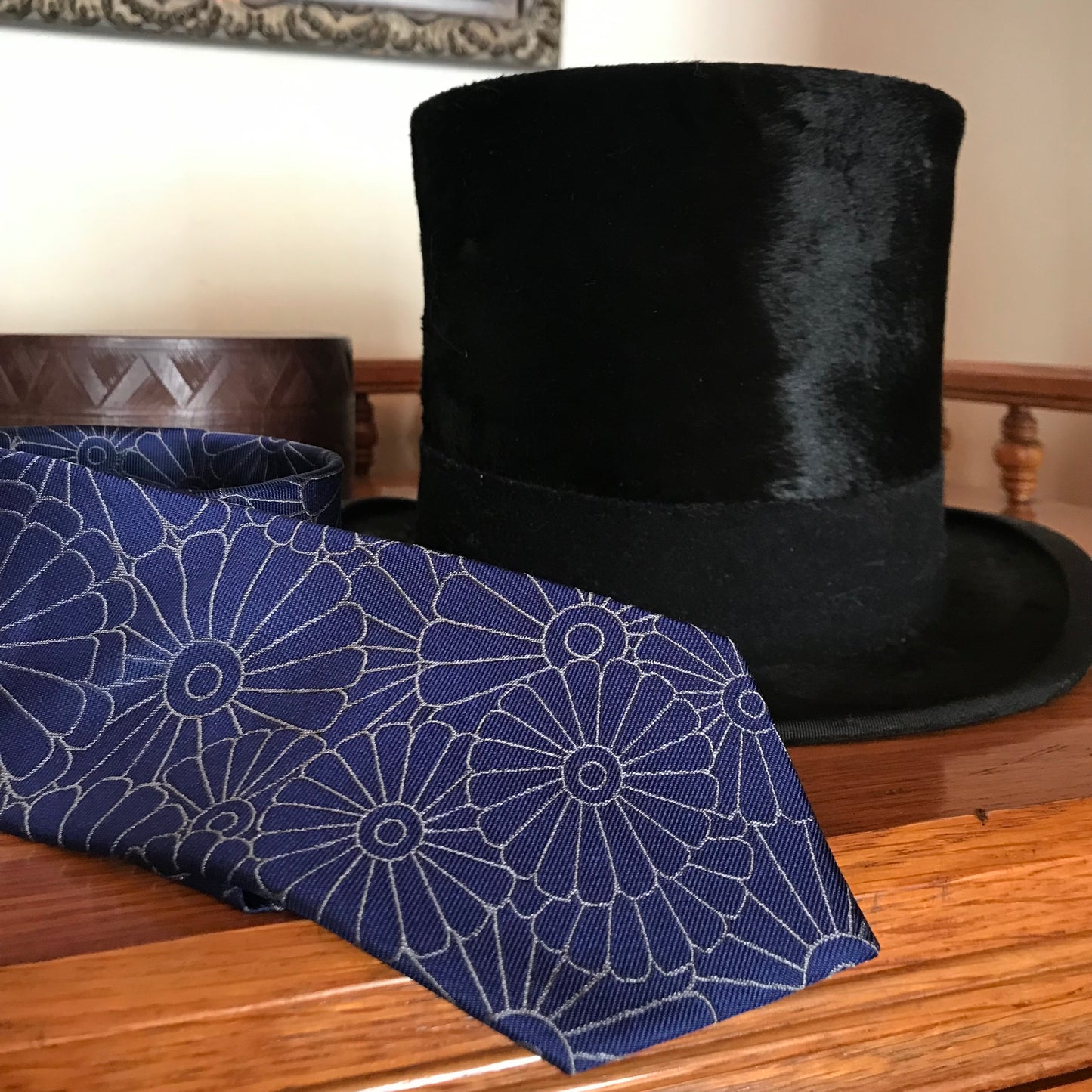 Floral Lincrusta Necktie