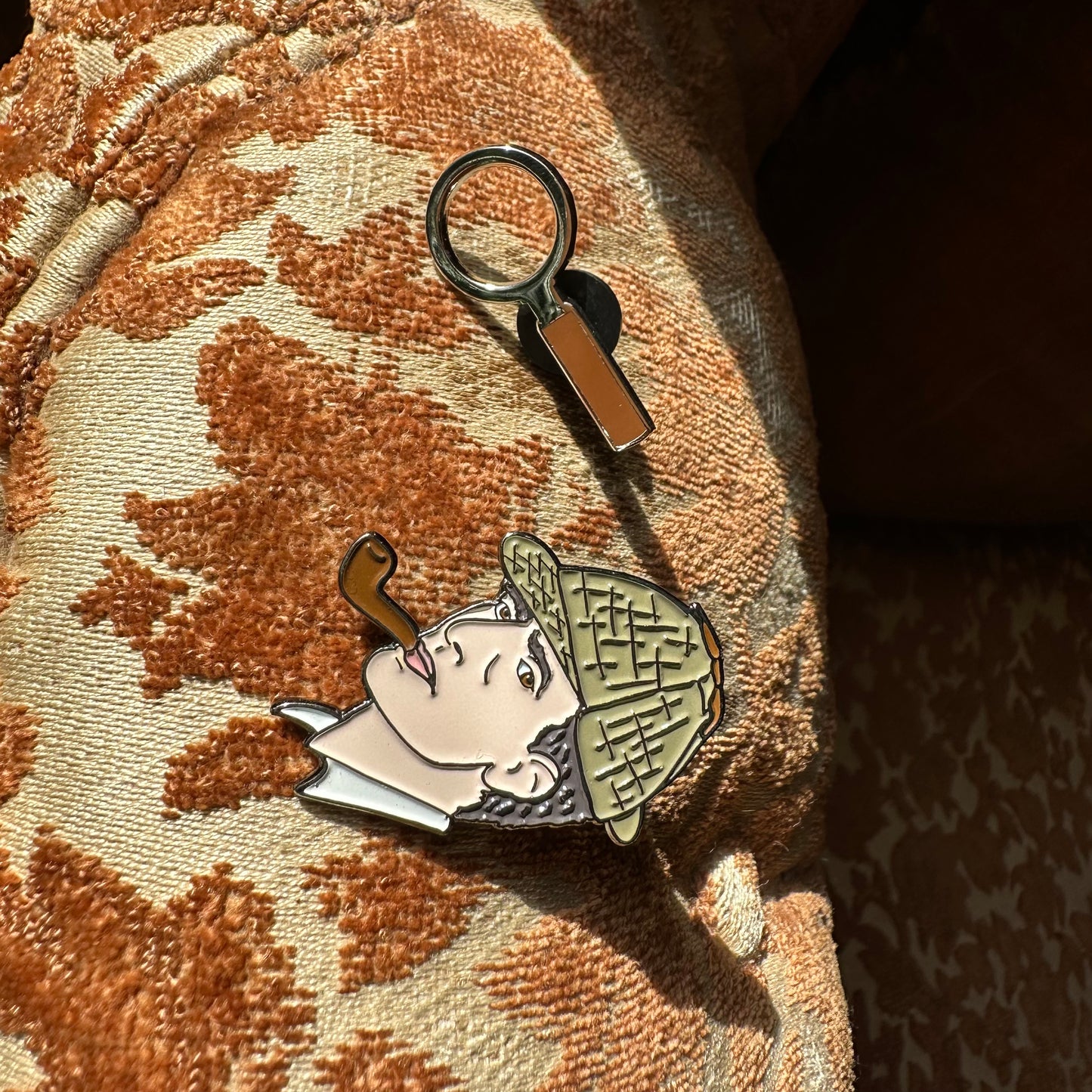 Holmes & Magnifying Glass Pins